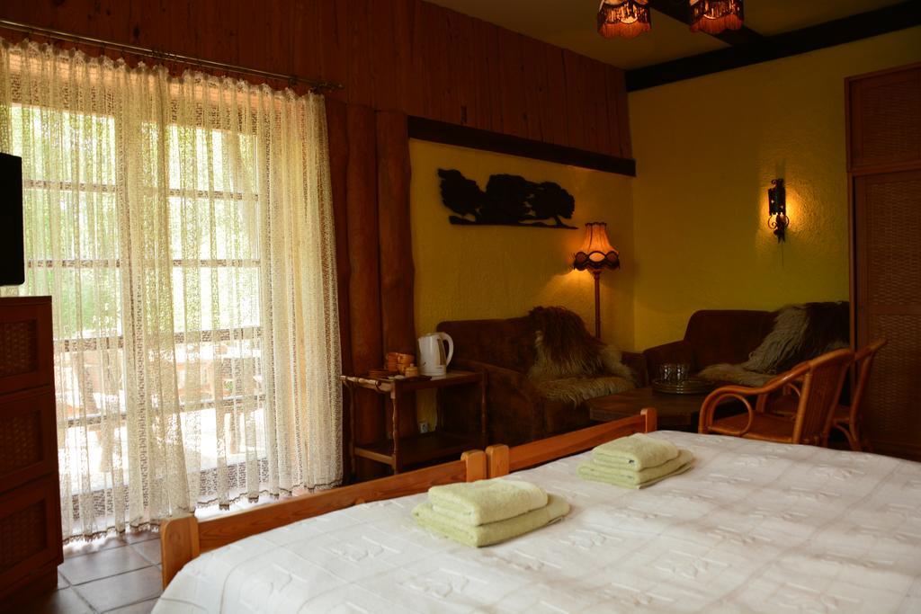 Hotel Galindia Iznota Habitación foto